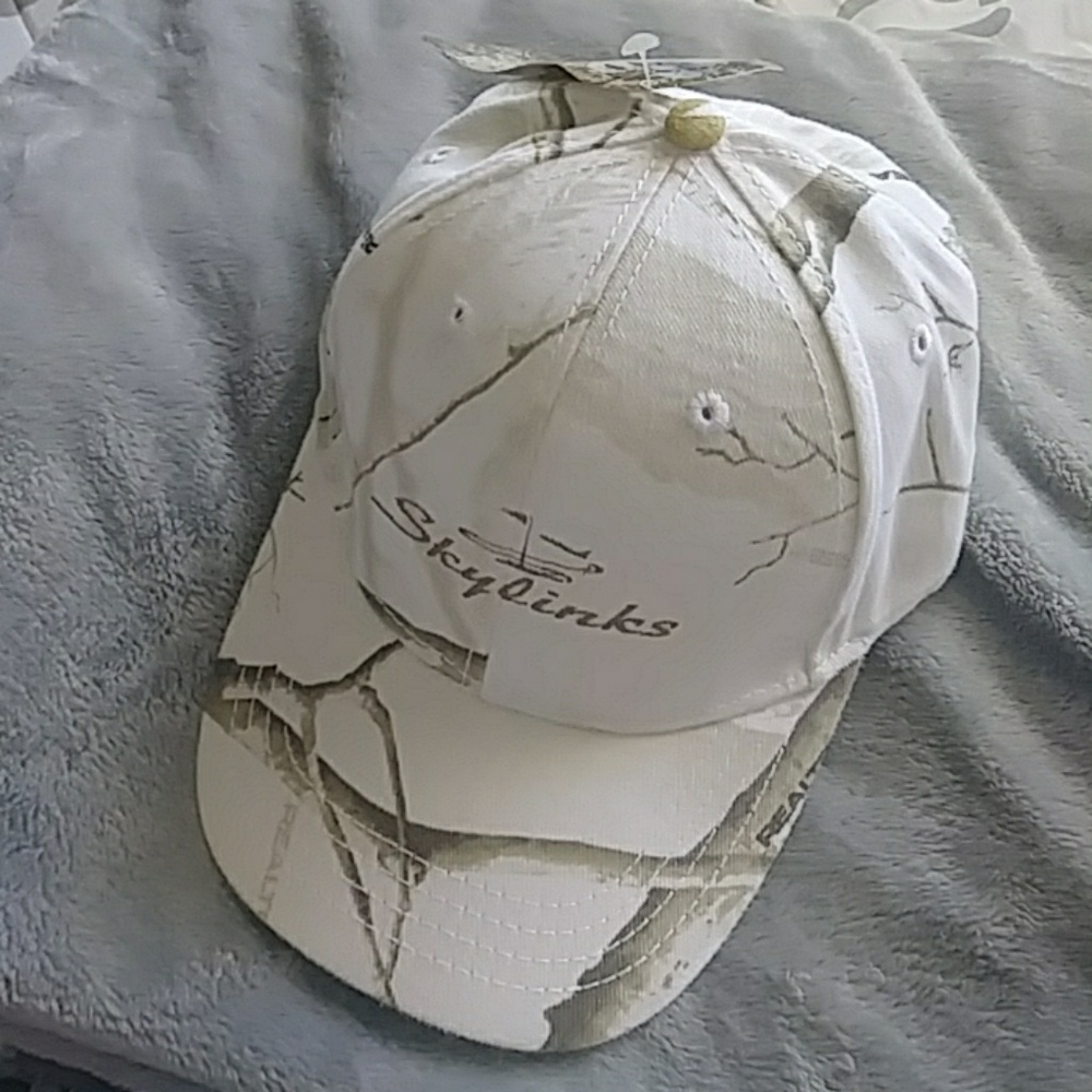 Winter camo gold hat.